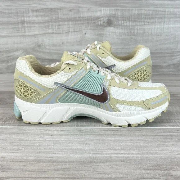 Nike Zoom Vomero 5 Team Gold Seafoam Mens Size 8.5 IB2987-700 - Picture 6 of 9